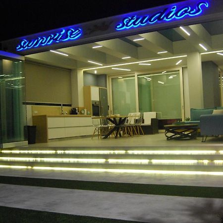 Sunrise Studios Resort سكالا بوتامياس المظهر الخارجي الصورة